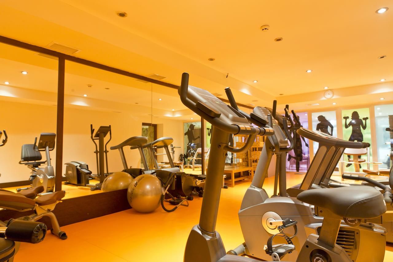 Отель Intourist Palace Batumi Hotel & Casino Батуми