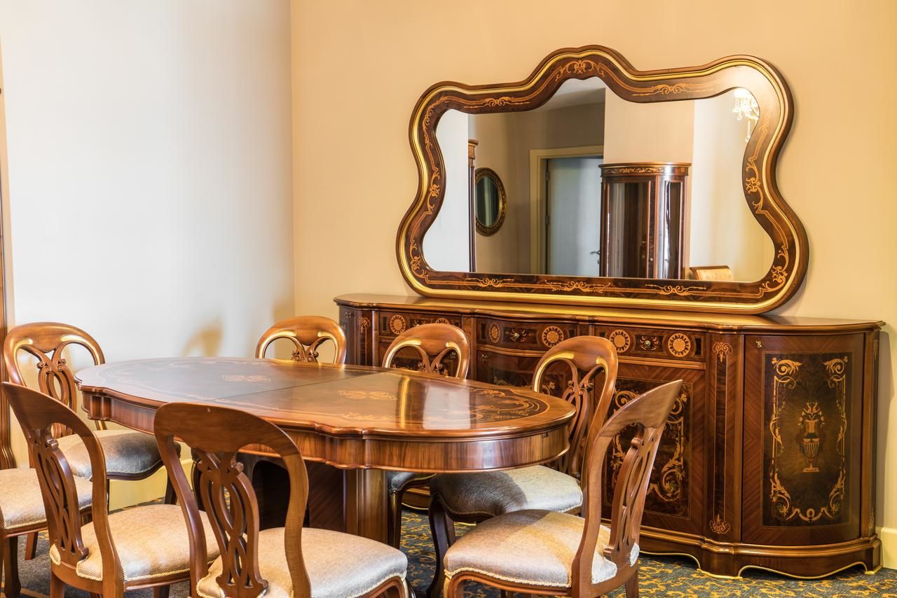 Отель Intourist Palace Batumi Hotel & Casino Батуми