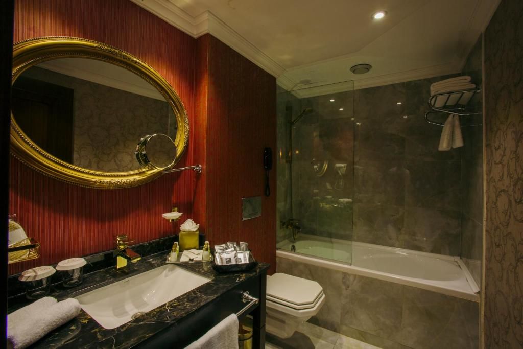 Отель Intourist Palace Batumi Hotel & Casino Батуми