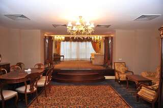 Отель Intourist Palace Batumi Hotel & Casino Батуми Номер «Премьер Люкс»-9